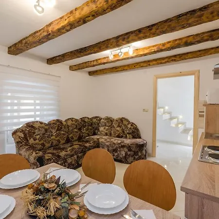 Holiday home Dilara